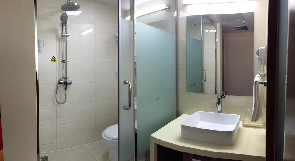Qingdao Hotel Szoba fotó